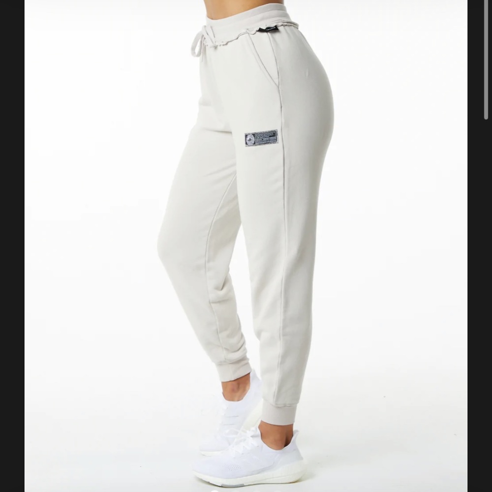 NWT! Alphalete Very Terry Jogger